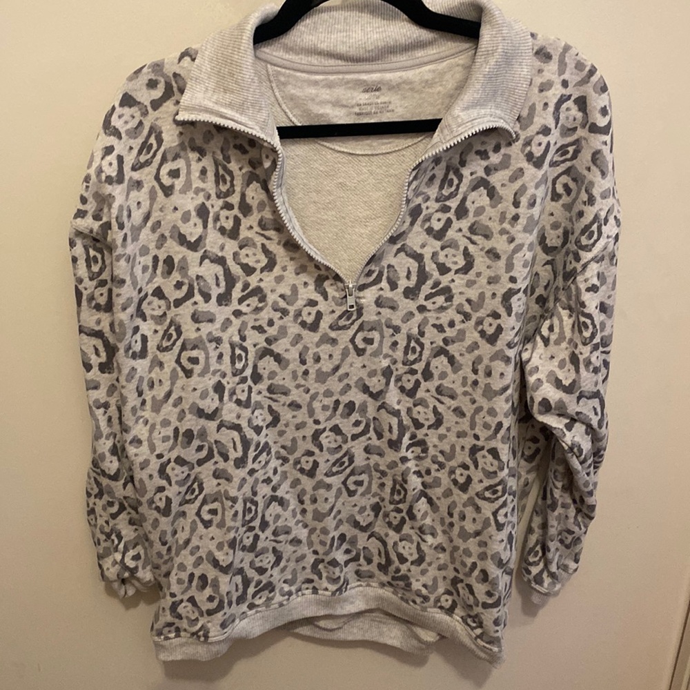 Aeri half zip leopard print